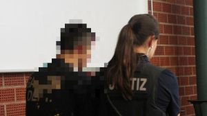 50.000 Euro im Auto entdeckt: Neue Details im Drogenprozess