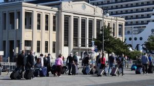 Croceristi e parcheggi: a Trieste prolifera il business dello stallo più navetta