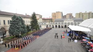 Milano, alla scuola militare Teulié violenze sessuali per superare l’esame: arrestato un commissario