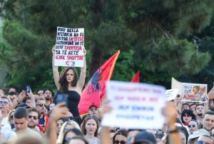 En Albanie, une fronde historique contre un projet immobilier porté par le gendre de Trump, Jared Kushner