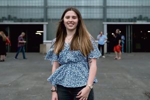 « J’ai baigné dans les manifestations, les discussions syndicales depuis toute petite » : Nina Marsein, la benjamine du 54e congrès de la CGT