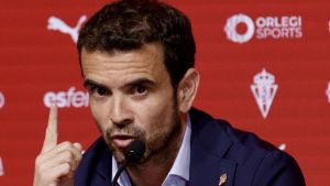 El presidente ejecutivo del Sporting de Gijón endurece el mensaje y pone precio a los abonos: 