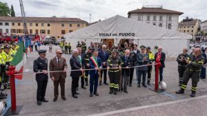 Sicurezza, impegno e memoria: vigili del fuoco riuniti in Friuli