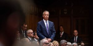 Nigel Farage sitzt in der Klemme