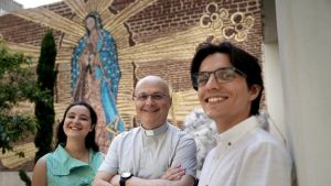 La Iglesia española que se encontrará León XIV: menos fieles pero más jóvenes que nunca y sin complejos