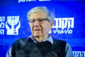 Ex-chief justice Barak: Slippery slope of violence could end in murder of judge, civil war