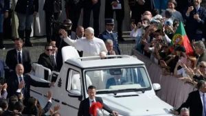León XIV aterriza en una España que ya no llena las iglesias, pero aún mira al Papa