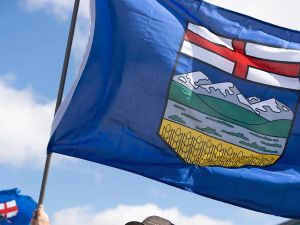 Bell: Alberta separatists trounced in poll, Smith's UCP up 9 points on Nenshi NDP A new poll. Alberta independence folks have work to do and Premier Danielle Smith still beats Nenshi