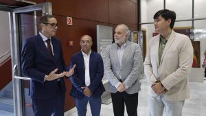 El grupo aeronáutico Carreira creará en La Morgal un centro para formar a técnicos de helicópteros
