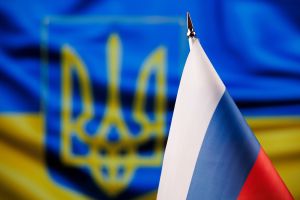 Три семьи вернулись в Россию, пятеро человек отправились на Украину по договоренности омбудсменов