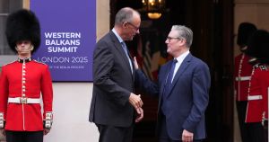 Was Friedrich Merz von Keir Starmer lernen kann