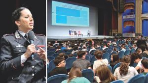 Alunno bullizzato dai coetanei, in classe si presentano i carabinieri per una lezione di educazione civica