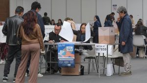 Rho Fiera ospita il Perù al voto: attesi oltre 30mila elettori per il ballottaggio presidenziale
