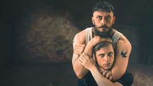 'Half man': la máscara de la masculinidad