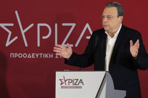 ΣΥΡΙΖΑ: Από κόμμα εξουσίας σε πολιτικό όμηρο – Σκοτώστε τον, αλλά μη φαίνεται… έγκλημα