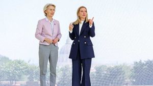 Dietro la flessibilità c'è l’asse Meloni-von der Leyen che c'è ma non si dice