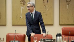 Arcadi España se ofrece a liderar las bilaterales sobre financiación autonómica para evitar el boicot del PP y las dudas entre socialistas