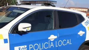 Detenida una concejala de IU de Grado por enfrentarse a la Policía Local de Oviedo tras recibir un bofetón de su pareja: 
