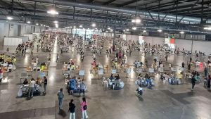 Elezioni presidenziali del Perù, migliaia di elettori ai seggi di Rho Fiera