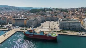 A bordo della rompighiaccio “Laura Bassi”, con un cuore diviso tra Trieste e l’Antartide