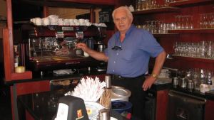Abano Terme, muore Giancarlo Alibardi investito sulle strisce: lutto per lo storico barista