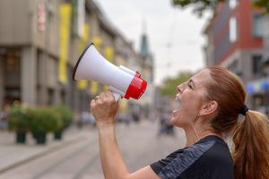 HOA head complains about kids being noisy outside, but their dad had the perfect response