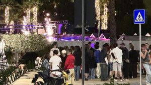 Stop alla movida violenta. Malori e liti tra ragazzi. Due trovati con la droga