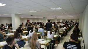 Revuelta de docentes de Lengua por el análisis de una frase de la PAU en Asturias