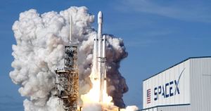Boeing vs SpaceX