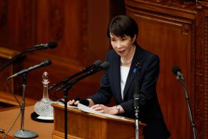 In trust’s name, disclose candidates’ prior citizenship