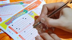 SuperEnalotto, la Toscana sfiora il colpo grosso: a Pistoia centrato un “5” da oltre 51mila euro. I numeri vincenti