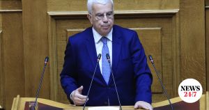 Στράτος Σιμόπουλος: Κοινοβουλευτικός εκπρόσωπος της ΝΔ ο άνθρωπος που προσέβαλε τη μνήμη του Γλέζου