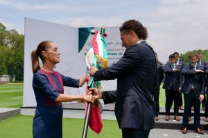 “Defiendan la bandera con honor y constancia”, pide Sheinbaum a la Selección Mexicana