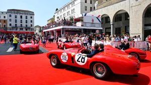 Mille Miglia 2026, parte oggi la corsa più bella del mondo tra auto da sogno, campioni e vip