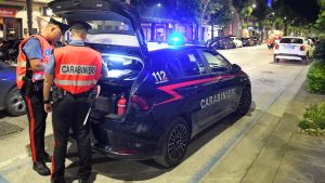 Truffa del finto operatore di polizia: due giovani finiscono in manette