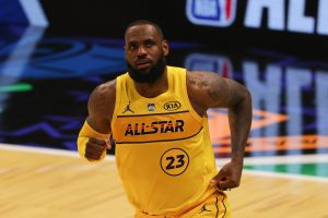 Lebron James Trade Rumors: LeBron Teaming With Stephen Curry on Warriors Raises 2027 Title Hopes