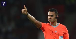 Vertraut die FIFA den Schiedsrichtern nicht?
