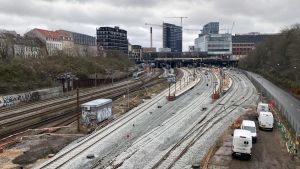 Hvor­for for­står by­rå­det det ikke? Jo flere men­ne­sker, jo mere tra­fik