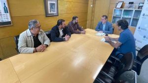 Mieres salva sobre la bocina la campaña ganadera: el Principado ofrece 450 hectáreas de pastos en Quirós y Oviedo tras el bloqueo del Puerto Pinos