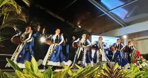 Arlecchino y Ensamble Los Cinco dieron brillo al Día de Italia