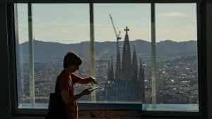 Sagrada Familia, un secolo e mezzo di cantieri e segreti: il Papa inaugura l’ultima torre ma il capolavoro di Gaudí è tutt’altro che compiuto