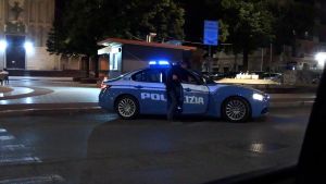Lite finisce a coltellate, ferito ventenne a Crema. Ad affrontarsi due gruppi di giovani. I residenti: qui nessuno controlla