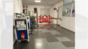 No es un techo, es un hospital parcheado que se cae a pedazos