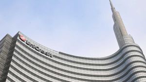 Tutti gli occhi su Unicredit (e Delfin)