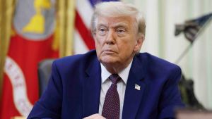 A Trump ritorna la fissa dei brogli e molti gli credono