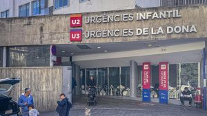 Semana clave en el caso del bebé maltratado: declaran vecinas de los padres, médicos de Vall d'Hebron y los abuelos del niño