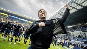 Che­fer­ne slip­per for nemt: Tag ved lære af AGF's su­per­liga­træ­ner