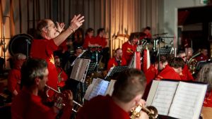 Konzert mit 100 Musikern und 40 Sängern