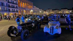 La 1000 Miglia accende Padova: ecco le immagini della giornata e le voci degli appassionati