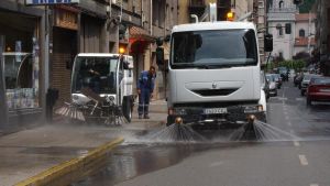 La Escoba de Oro no barre las críticas sobre la limpieza y ensucia el debate político en Mieres